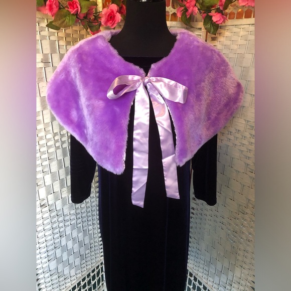 Light Purple Faux Fur Cape Capelet Lavender Lilac Amethyst NWOT - Picture 3 of 16
